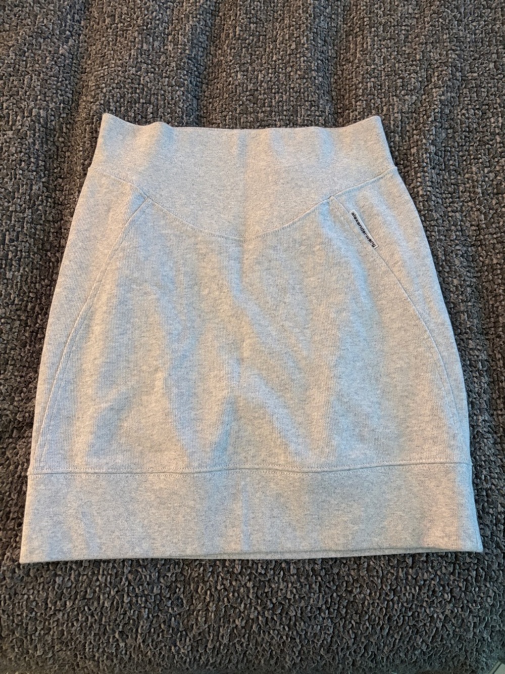 Alexander Wang Light Gray Women's Pull-On Skirt
Sweats material